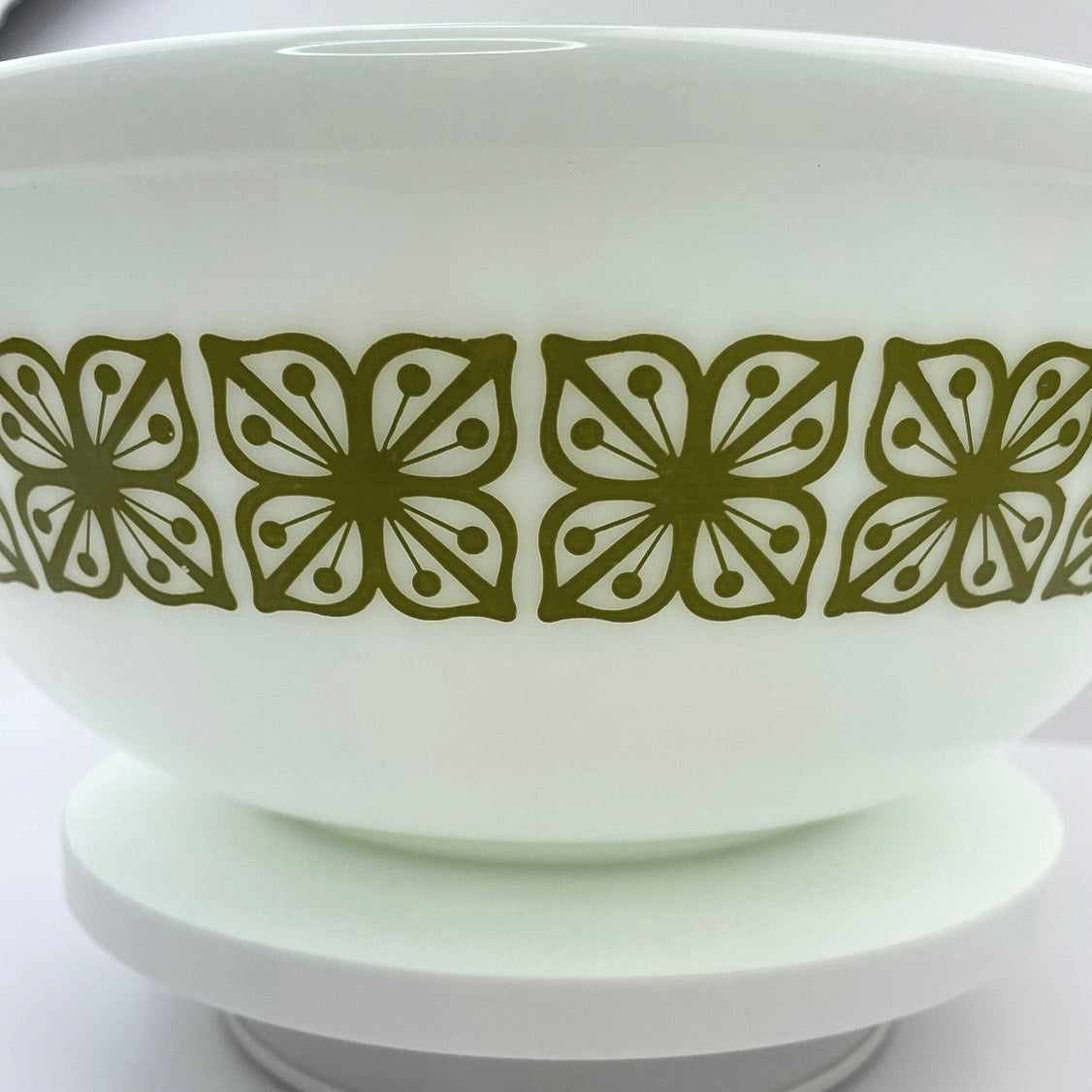 Vintage Pyrex Verde outlet Square Flower