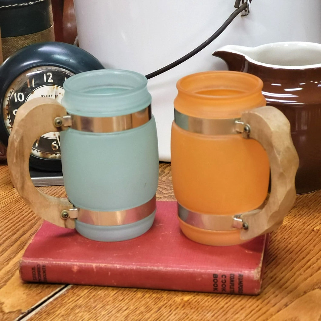 Siesta Ware Barrel Frosted Glasses/Mugs 1960's