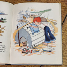 Load image into Gallery viewer, Vintage Book - Bruzzy Bear and the Cabin Boy, Harper &amp; Brothers 1940