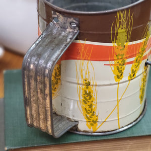 Bromwell's Painted "Wheat" 3 Cup Flour Sifter