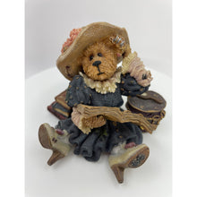 Load image into Gallery viewer, Boyds Bears - Prissy La Vogue Slave to Fasion, The Boyds Collection