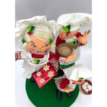 Load image into Gallery viewer, Annalee Dolls Baker Family Christmas Set, Holiday Decoration