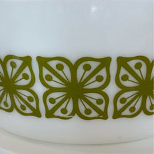 Load image into Gallery viewer, Vintage Pyrex Verde Green Cinderella Casserole Dish, Pyrex Bakeware with Handles