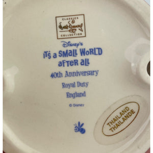 Disney WDCC Small World England Royal Duty and Tower 40th Anniversary Sculpture
