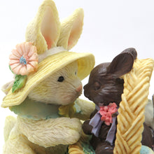 Load image into Gallery viewer, Vntg Cream &amp; Cocoa You Melt My Heart Figurine by Enesco 1992 Easter Decoration