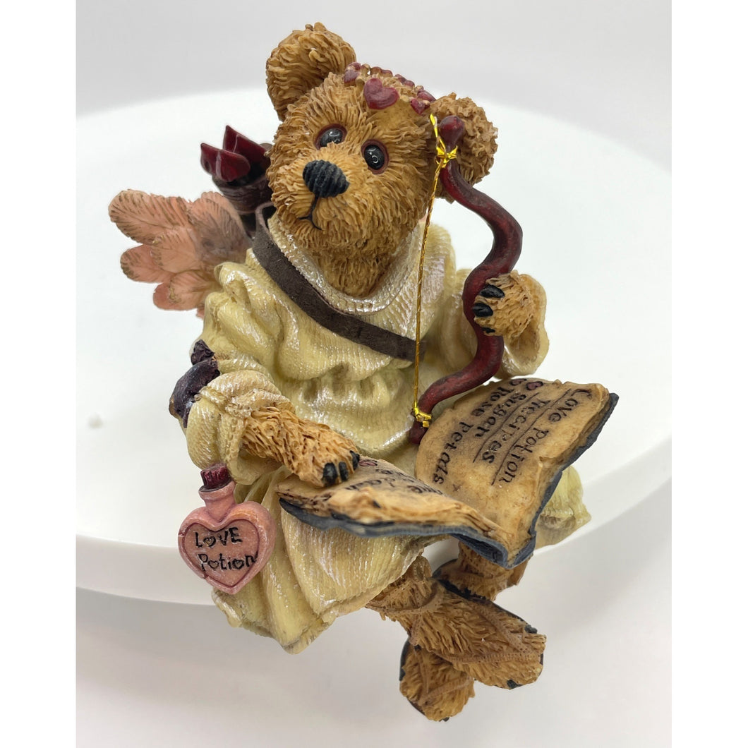 Boyds Bears - Archer...Straightshot, Bearstone Special Occasion Collection Figurine