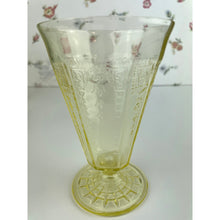 Load image into Gallery viewer, Anchor Hocking Yellow Princess Parfait Footed Depressionware Glasses/Goblets - Set of 4