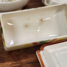 Load image into Gallery viewer, 1950s Vernonware Homespun Butter Dish, Green and Yellow Gingham Plaid